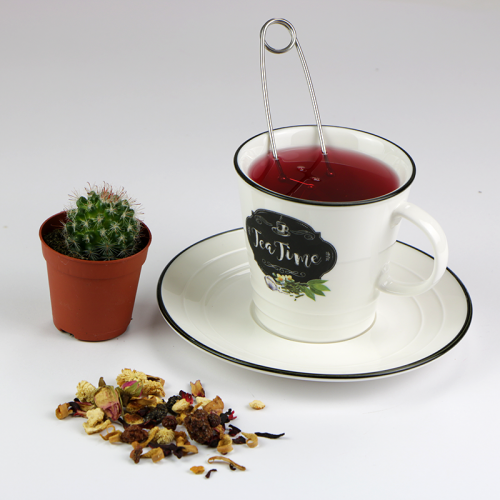 Tea time teáscsésze alátéttel és teaszűrő kanál