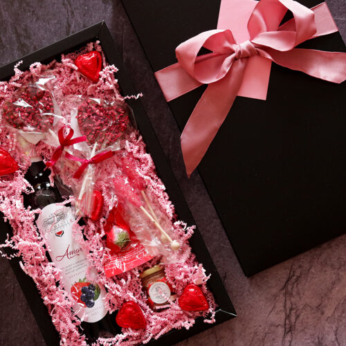 Lovers' box páros szerelmes ajándékcsomag nőknek és férfiaknak
