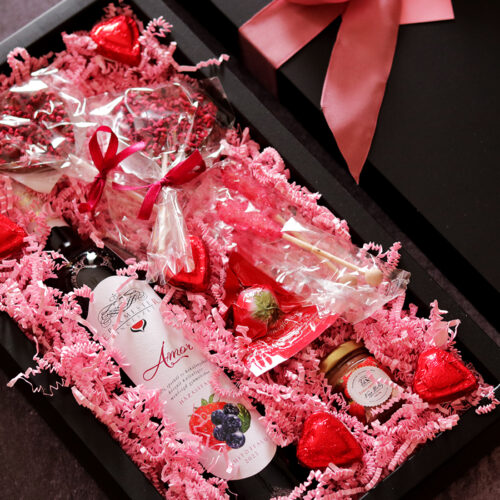 Lovers' box páros szerelmes ajándékcsomag nőknek és férfiaknak